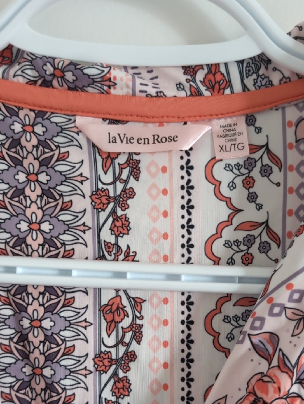 La Vie En Rose Pink and Cream Floral Stripe Pajama Set - Picture 3 of 9